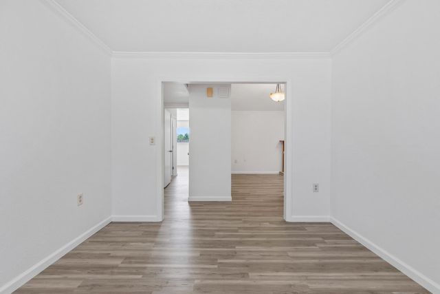 766 Meadowlark Ave, Los Banos, CA 93635