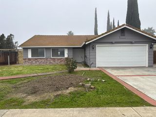 766 Meadowlark Ave, Los Banos, CA 93635