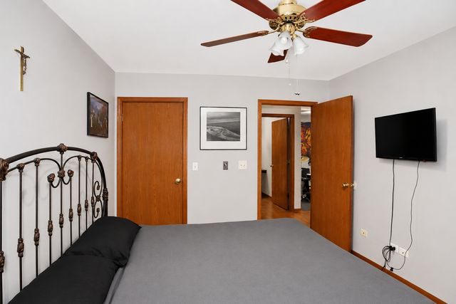 501 Leah Lane 1A, Woodstock, IL 60098