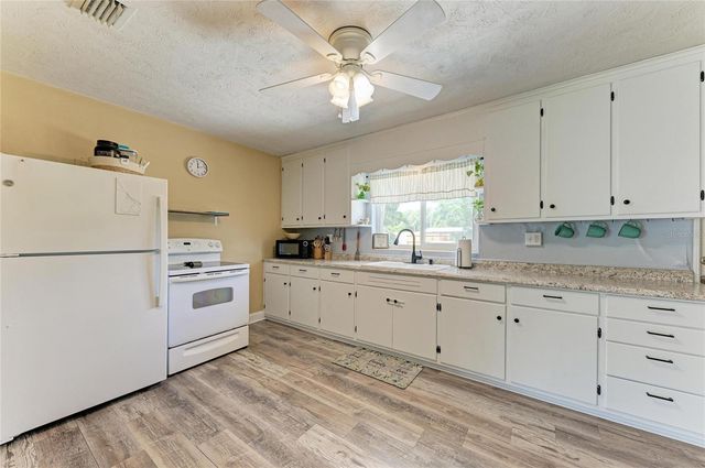 5510 21ST STREET COURT W, Bradenton, FL 34207