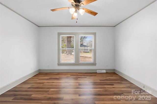 905 W 8th Street, Kannapolis, NC 28081