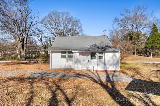 905 W 8th Street, Kannapolis, NC 28081