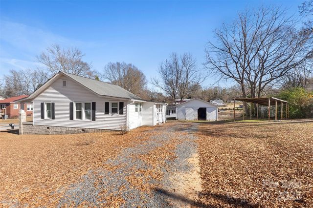 905 W 8th Street, Kannapolis, NC 28081