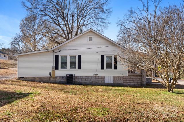 905 W 8th Street, Kannapolis, NC 28081