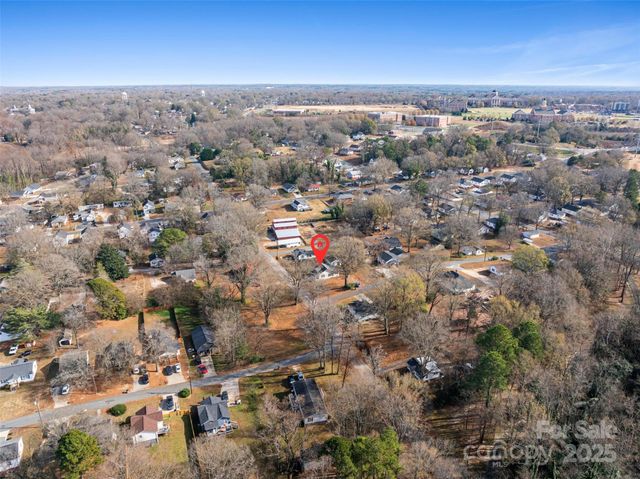 905 W 8th Street, Kannapolis, NC 28081