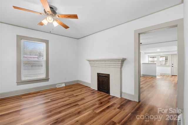 905 W 8th Street, Kannapolis, NC 28081