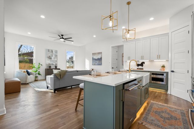 2308 18th Ave, N, Nashville, TN 37208