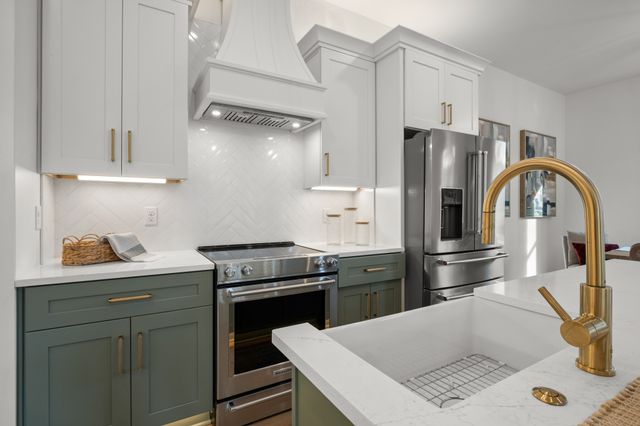 2308 18th Ave, N, Nashville, TN 37208