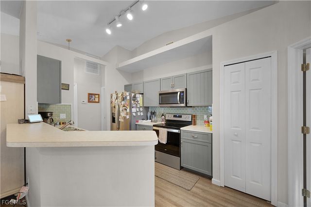 503 Bethany Village CIR, Lehigh Acres, FL 33936