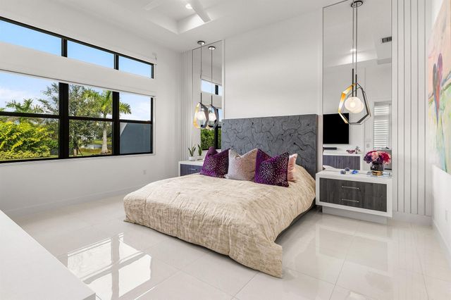 8233 Essex Country Club Drive, Boca Raton, FL 33434