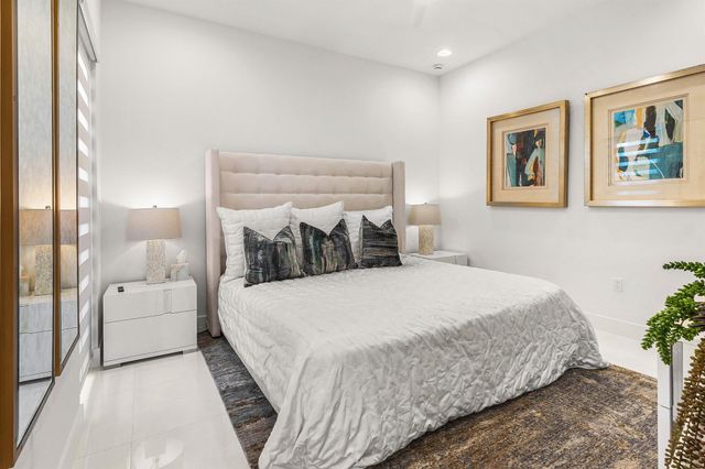 8233 Essex Country Club Drive, Boca Raton, FL 33434