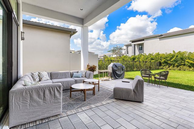 8233 Essex Country Club Drive, Boca Raton, FL 33434