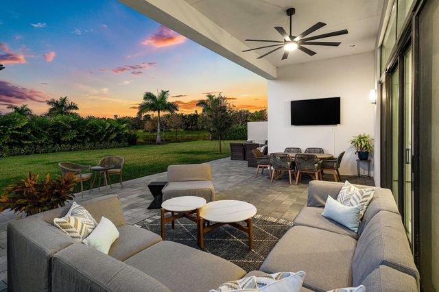 8233 Essex Country Club Drive, Boca Raton, FL 33434