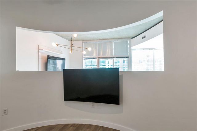 943 Peachtree Street NE 1304, Atlanta, GA 30309