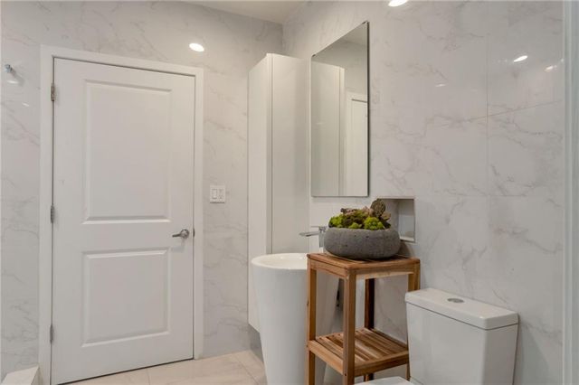 943 Peachtree Street NE 1304, Atlanta, GA 30309