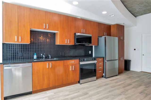 943 Peachtree Street NE 1304, Atlanta, GA 30309