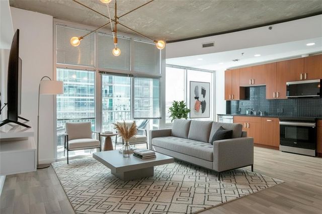 943 Peachtree Street NE 1304, Atlanta, GA 30309
