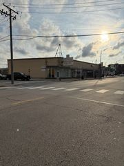 7133-7143 W Higgins Avenue, Chicago, IL 60656