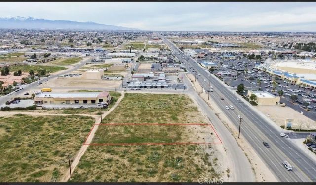 1 Bear Valley, Hesperia, CA 92345