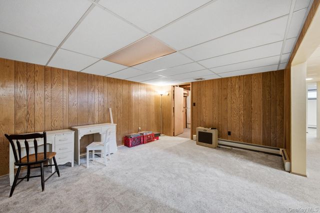 123 Foxdale Lane, Port Jefferson, NY 11777