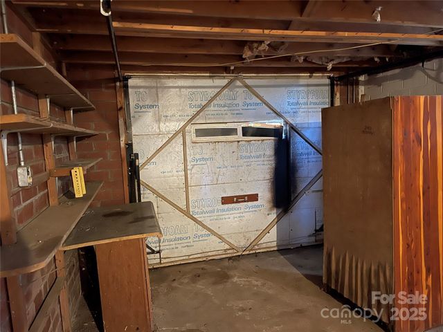 8725 Bringle Ferry Road, Salisbury, NC 28146