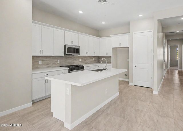 5572 N 205TH Drive, Buckeye, AZ 85396