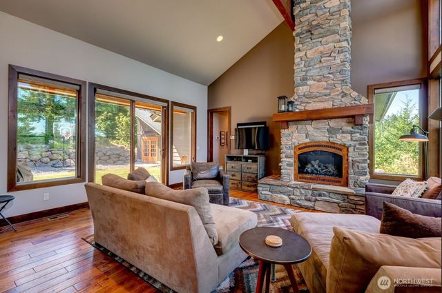 240 Snow Ridge Drive, Cle Elum, WA 98922