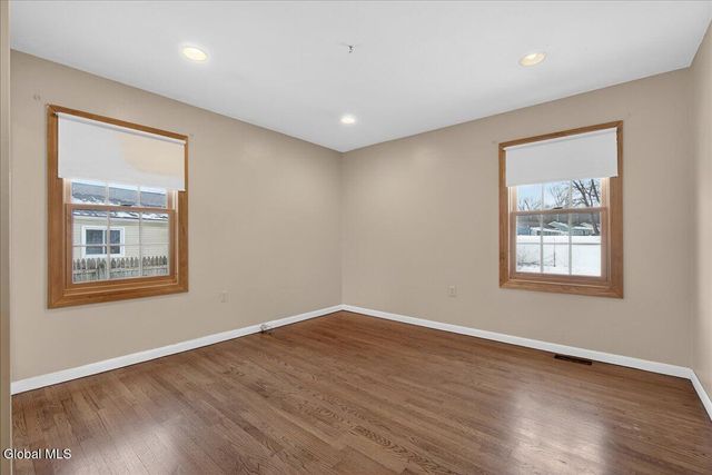 31 Amelia Drive, Colonie, NY 12309