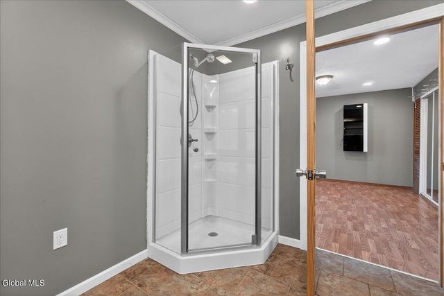 31 Amelia Drive, Colonie, NY 12309