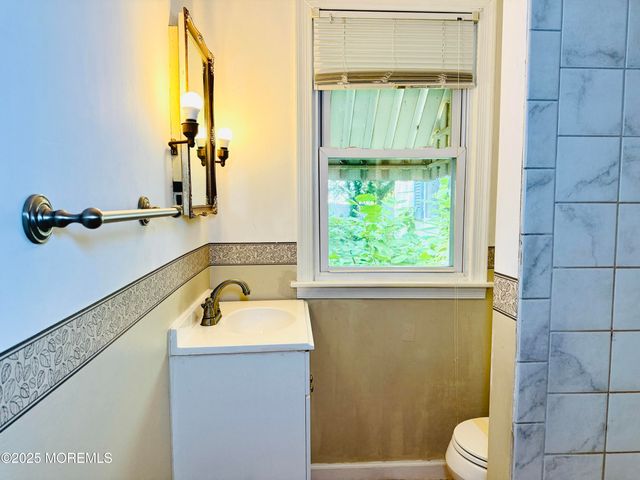 115 Edison Road, Cherry Hill, NJ 08034