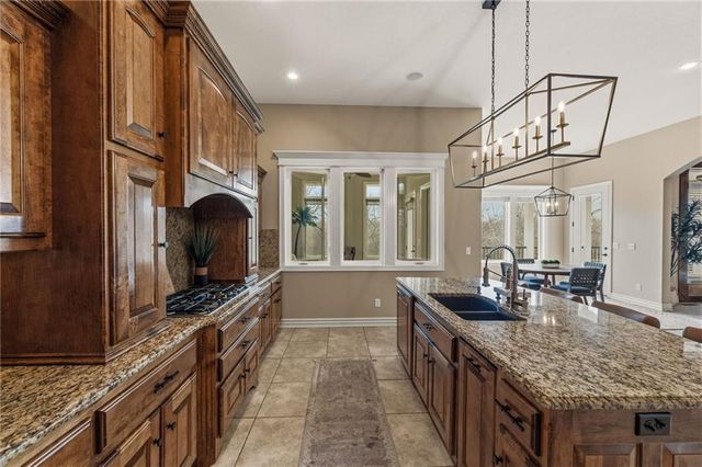 4900 SW Marguerite Street, Blue Springs, MO 64015