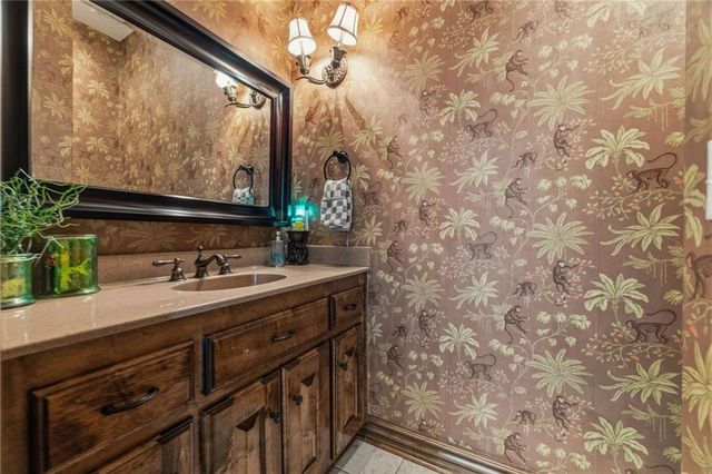 4900 SW Marguerite Street, Blue Springs, MO 64015