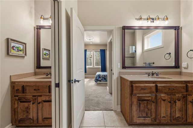 4900 SW Marguerite Street, Blue Springs, MO 64015