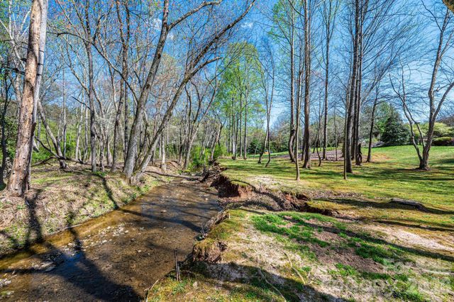 3229 15th Avenue NE, Conover, NC 28613