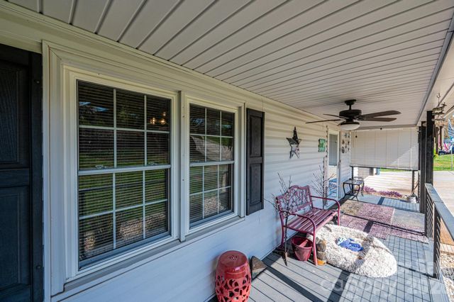 3229 15th Avenue NE, Conover, NC 28613