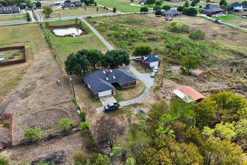 14529 County Road 511, Venus, TX 76084 — photo 2