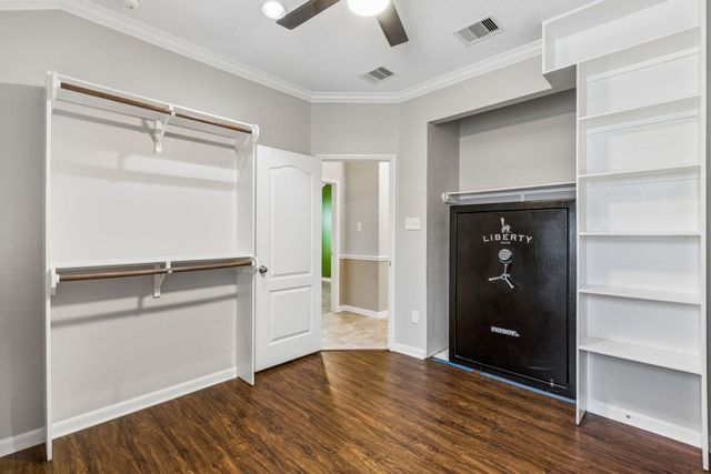 12022 Rockridge Falls Drive, Tomball, TX 77375