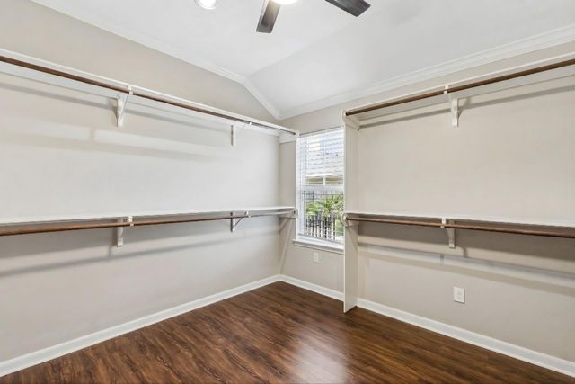 12022 Rockridge Falls Drive, Tomball, TX 77375