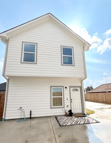 4009 King Street, Houston, TX 77026