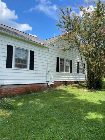 1036 Copeland School Road, Dobson, NC 27017