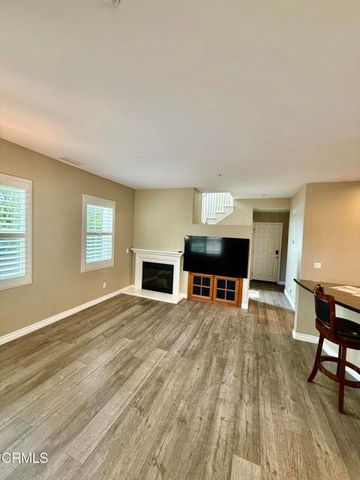 3343 Shadetree Way, Camarillo, CA 93012