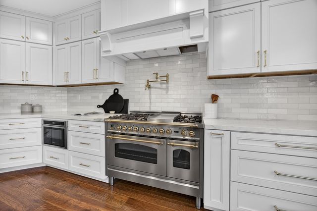 109 Hawk Crest Way, Roseville, CA 95678