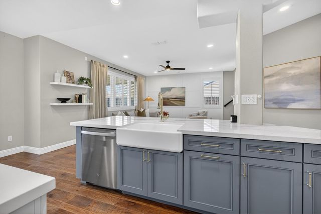 109 Hawk Crest Way, Roseville, CA 95678