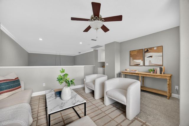 109 Hawk Crest Way, Roseville, CA 95678