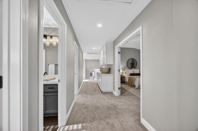 109 Hawk Crest Way, Roseville, CA 95678