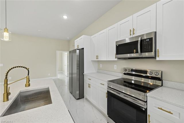 937 Asther ST E, Lehigh Acres, FL 33974
