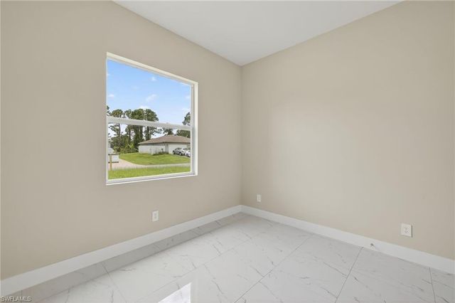 937 Asther ST E, Lehigh Acres, FL 33974