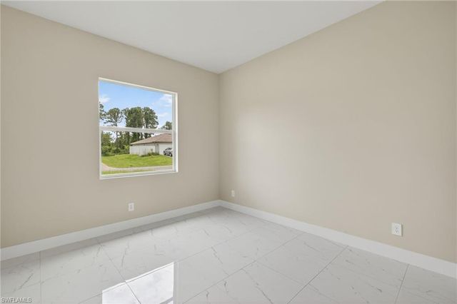 937 Asther ST E, Lehigh Acres, FL 33974