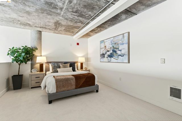311 Oak St 520, Oakland, CA 94607