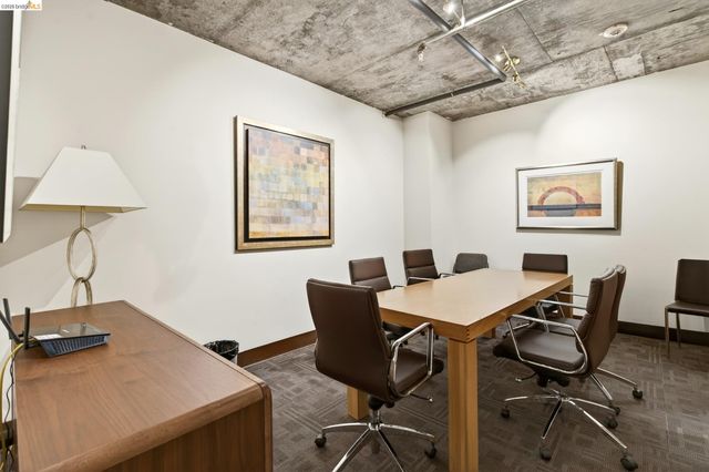 311 Oak St 520, Oakland, CA 94607